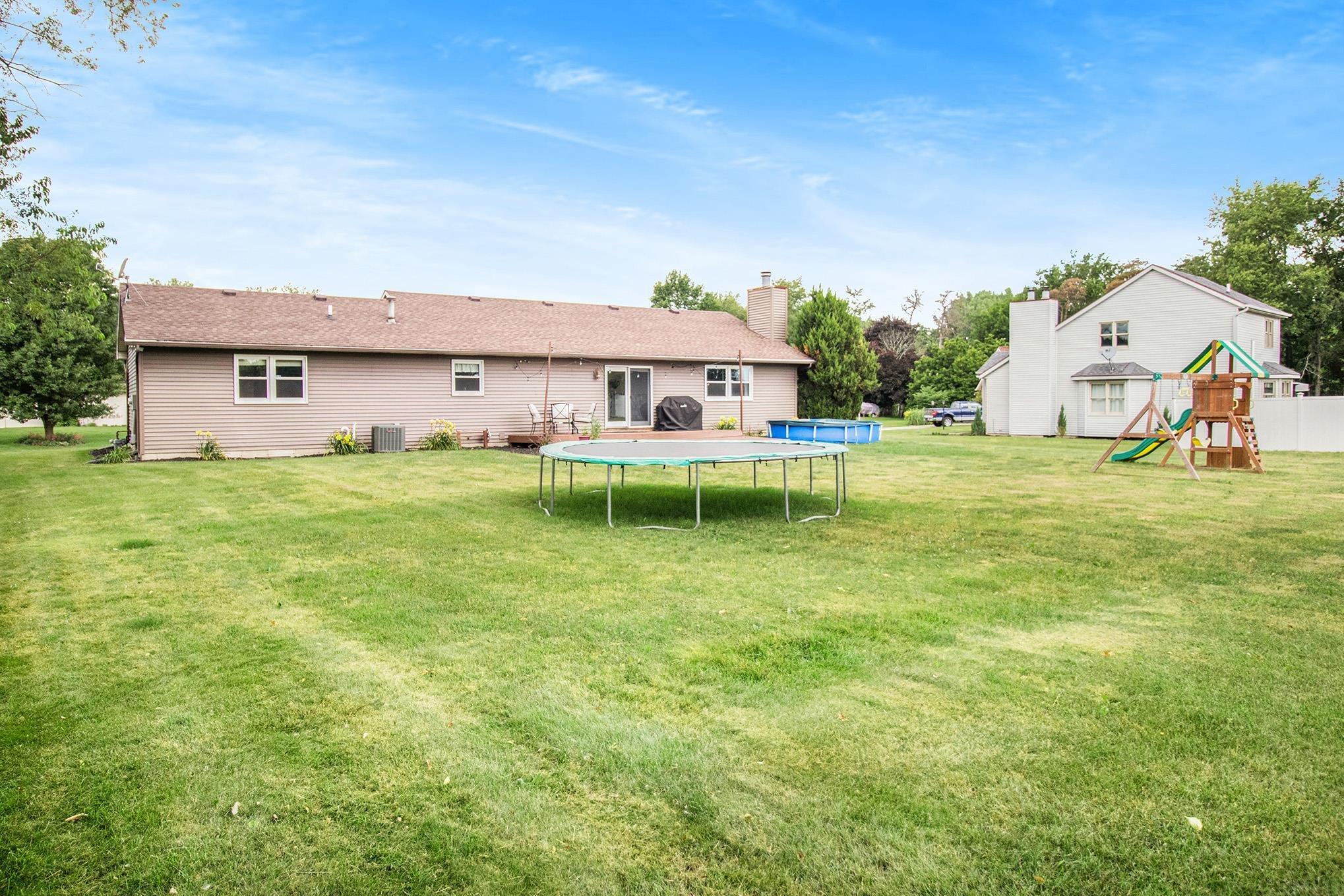 51422 Righter Lane South Bend, IN 46628 - Photo 21 of 25 Gallery Image 21