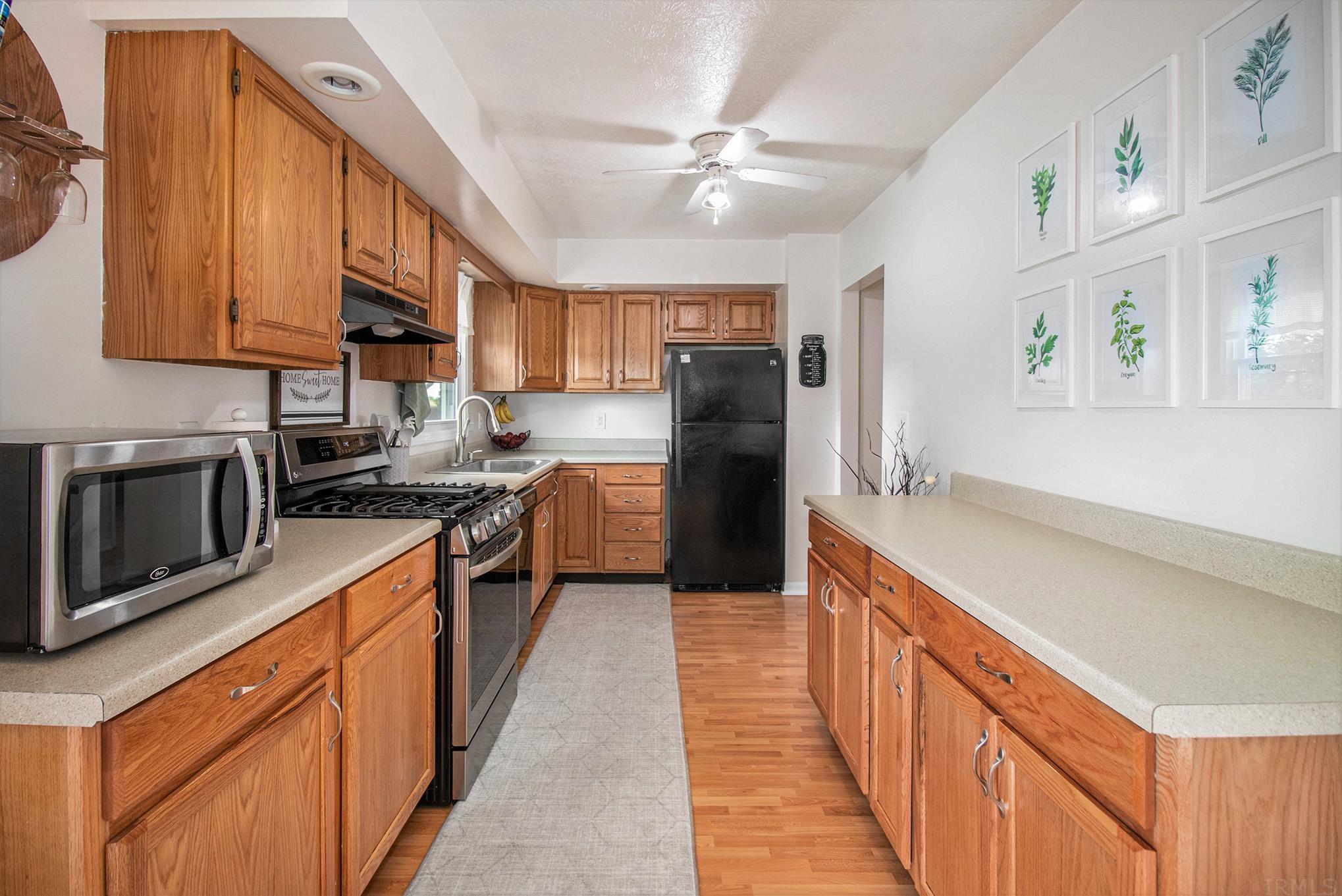 51422 Righter Lane South Bend, IN 46628 - Photo 4 of 25 Gallery Image 4