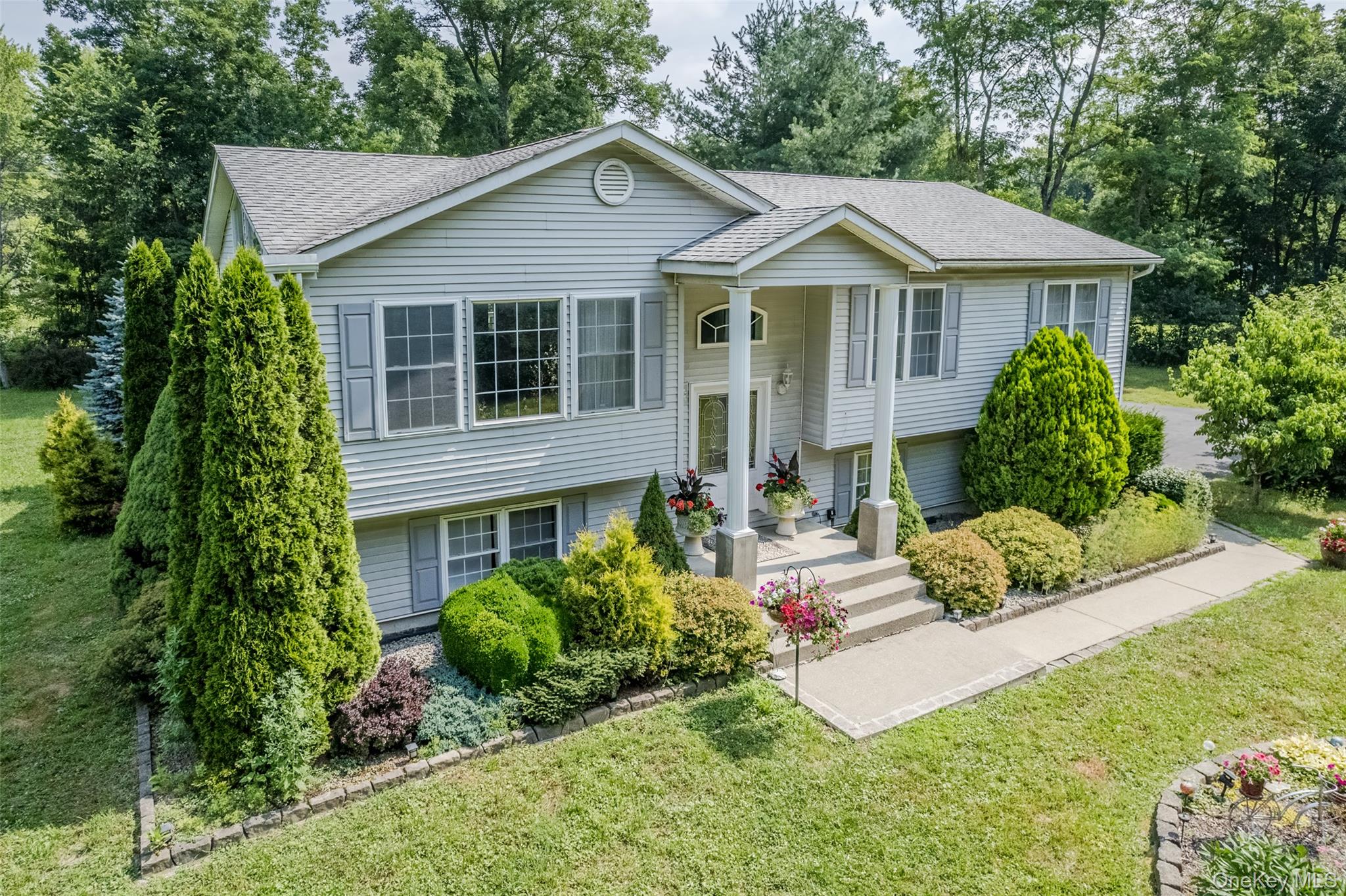 300 Mountain Lodge Road Monroe, NY 10950 - Photo 1 of 41 Welcome Home!