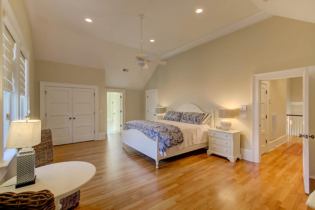 19 Fairhope Road Mount Pleasant, SC 29464 - Photo 25 of 37 Guest Bedroom or Upstairs Master
