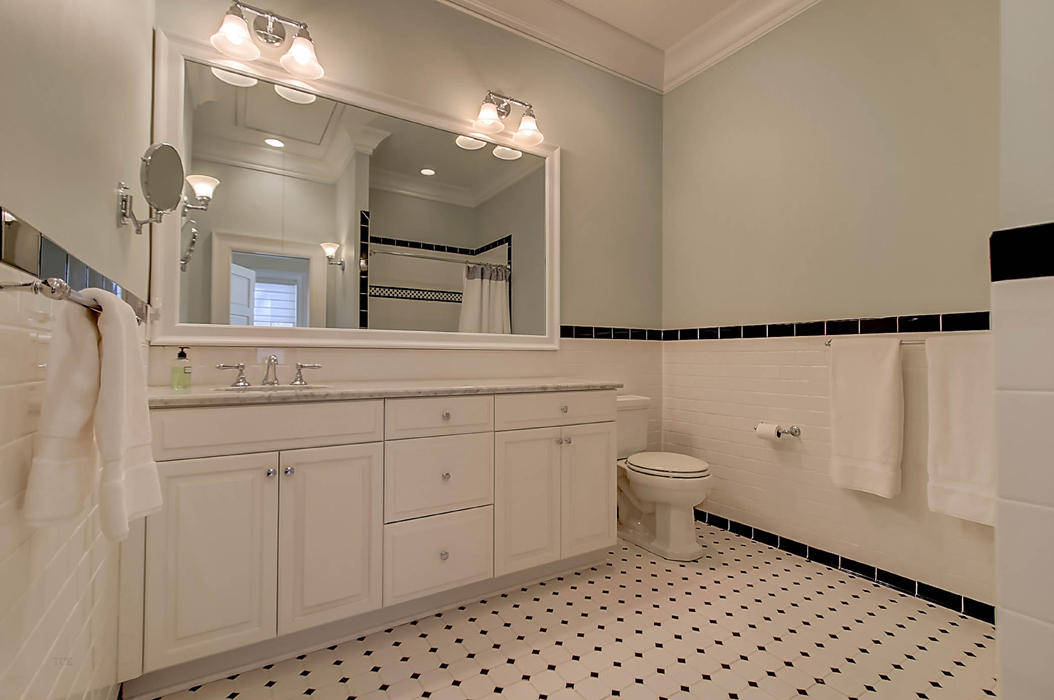 19 Fairhope Road Mount Pleasant, SC 29464 - Photo 28 of 37 Guest Bath
