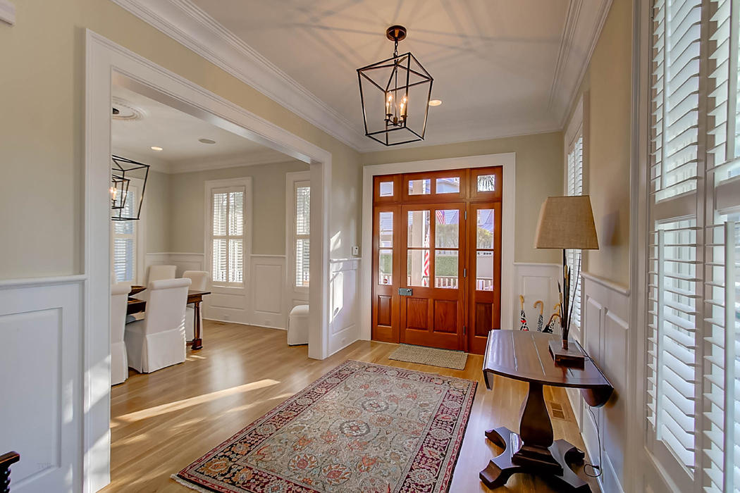 19 Fairhope Road Mount Pleasant, SC 29464 - Photo 4 of 37 Entry Foyer