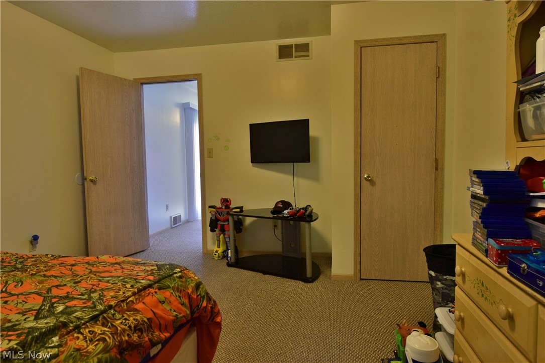 5536 Shaffer Road Northwest, Unit AB Warren, OH 44481 - Photo 27 of 35 Gallery Image 27