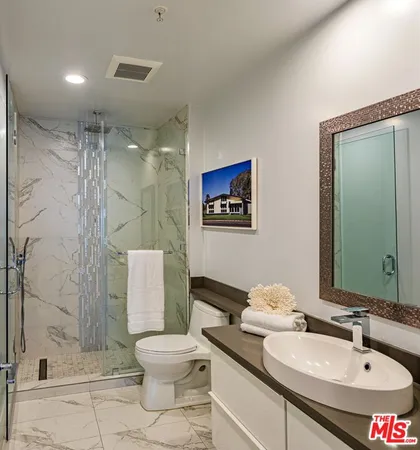 $1,895,000 | 120 South Crescent Drive, Unit 304, Beverly Hills, CA 90212