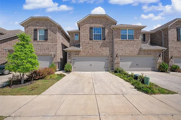 $2,850 | 537 Hutchinson Lane, Lewisville, TX 75077