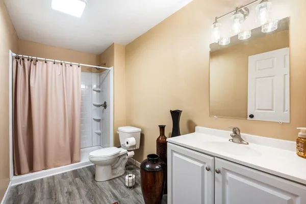 $899,500 | 1150 Bayshore Road, Brussels, WI 54204