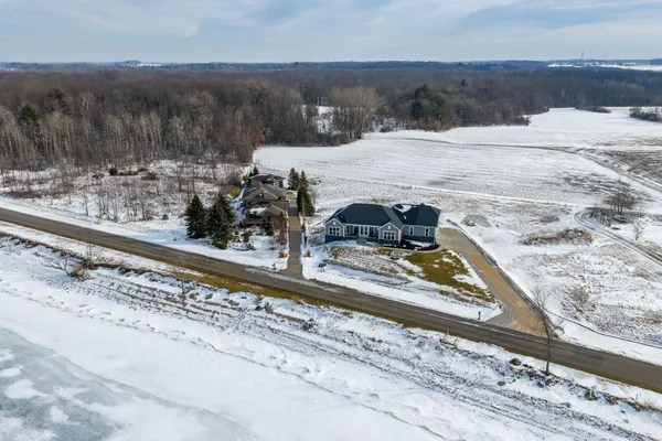 $899,500 | 1150 Bayshore Road, Brussels, WI 54204