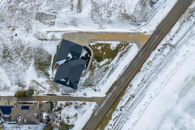 $925,000 | 1150 Bayshore Road, Brussels, WI 54204