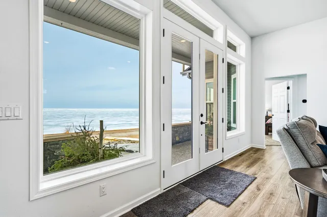 $925,000 | 1150 Bayshore Road, Brussels, WI 54204