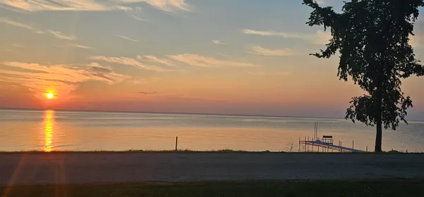 $899,500 | 1150 Bayshore Road, Brussels, WI 54204