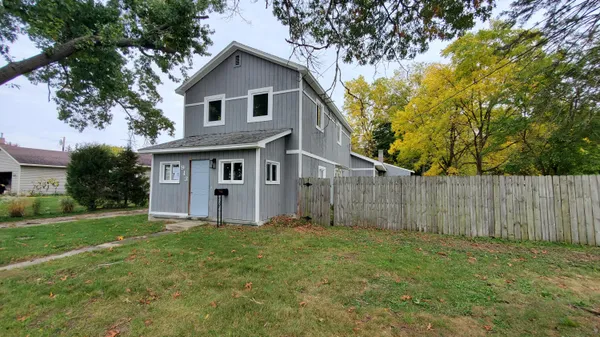 $250,000 | 913 North Monroe Street, Lowell, MI 49331