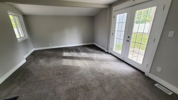 $250,000 | 913 North Monroe Street, Lowell, MI 49331