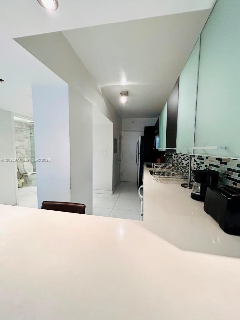 100 Lincoln Road, Unit 701 Miami Beach, FL 33139 - Photo 5 of 7