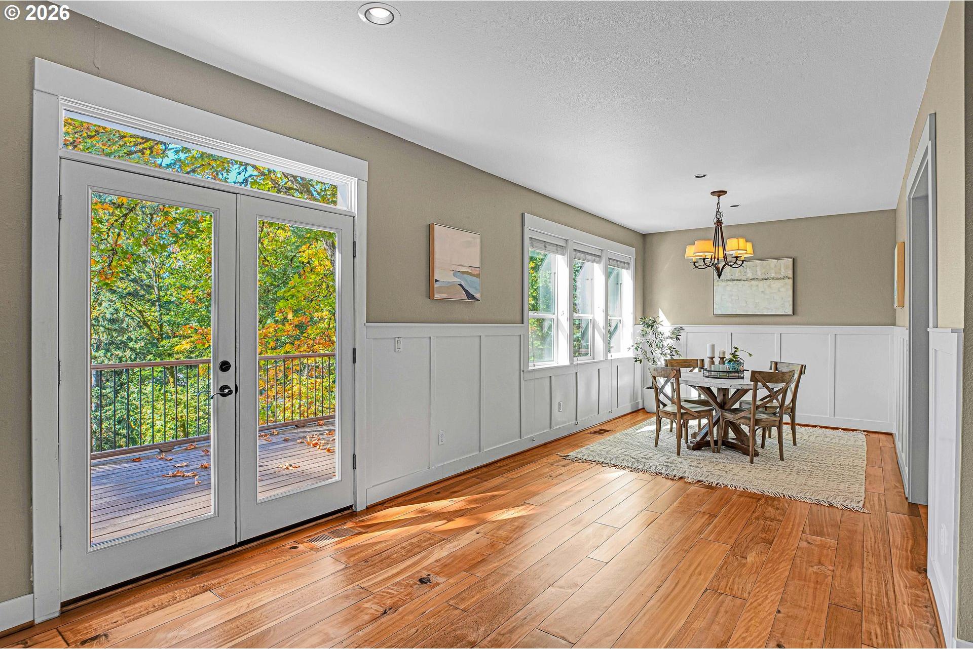 730 Southwest Menefee Lane Portland, OR 97239 - Photo 9 of 45 Gallery Image 9