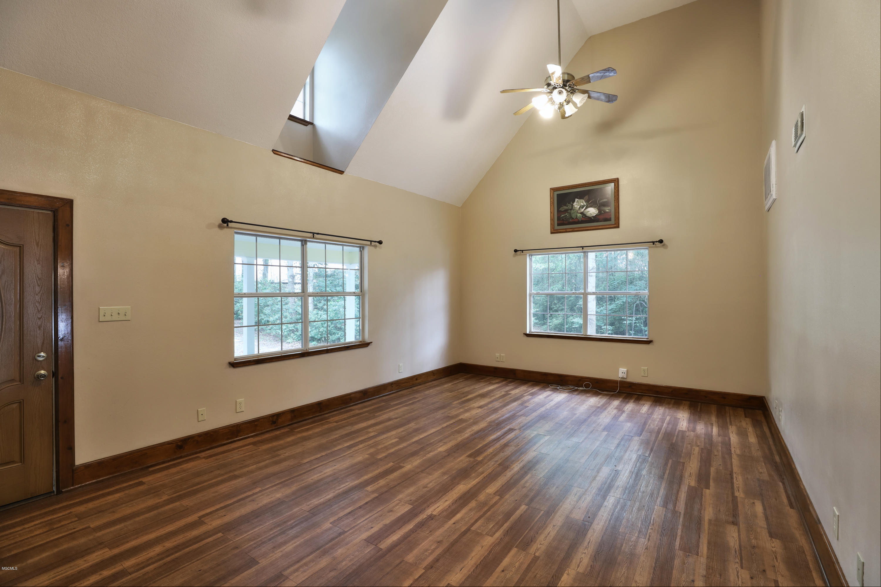 18400 Lake Ridge Drive Saucier, MS 39574 - Photo 11 of 36 A Living Room 4 P (1)