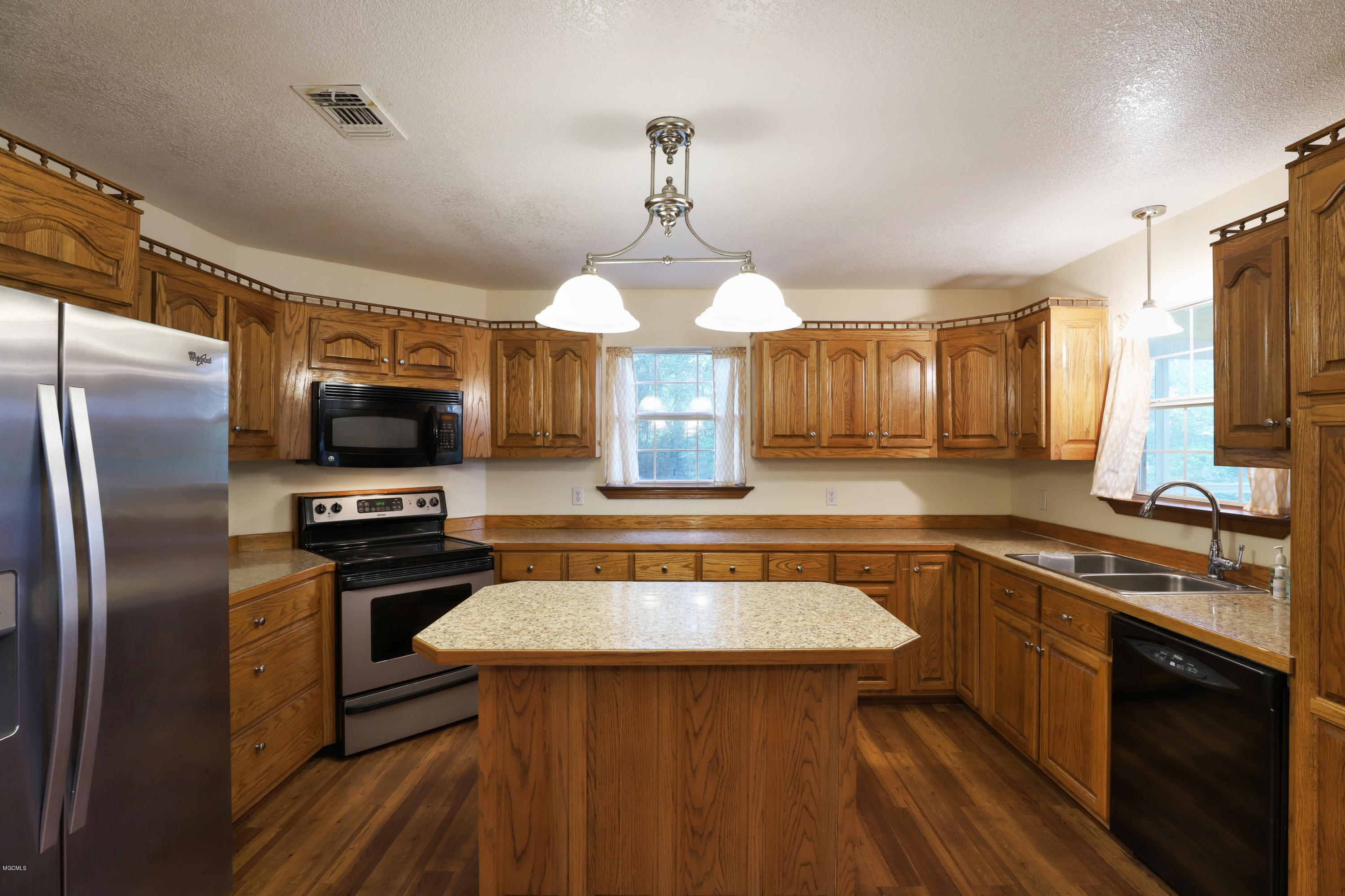 18400 Lake Ridge Drive Saucier, MS 39574 - Photo 15 of 36 Kitchen 3 P