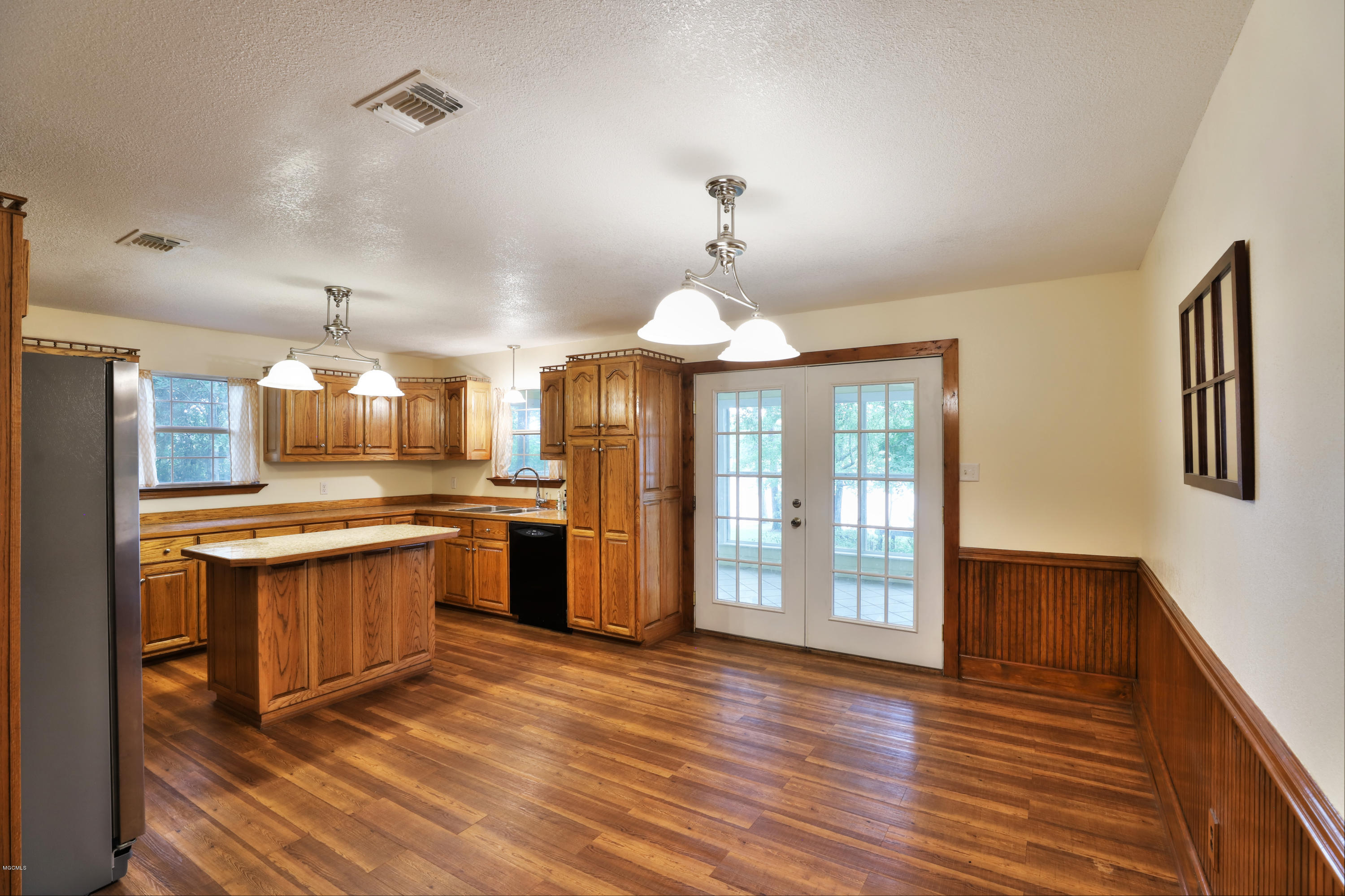18400 Lake Ridge Drive Saucier, MS 39574 - Photo 18 of 36 A Dining Room P (1)