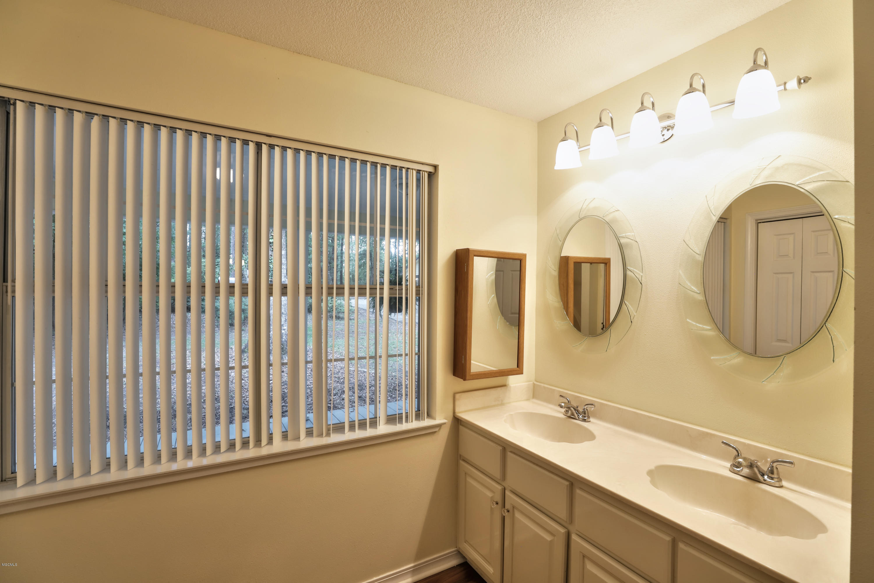 18400 Lake Ridge Drive Saucier, MS 39574 - Photo 25 of 36 Master Bathroom 2 P