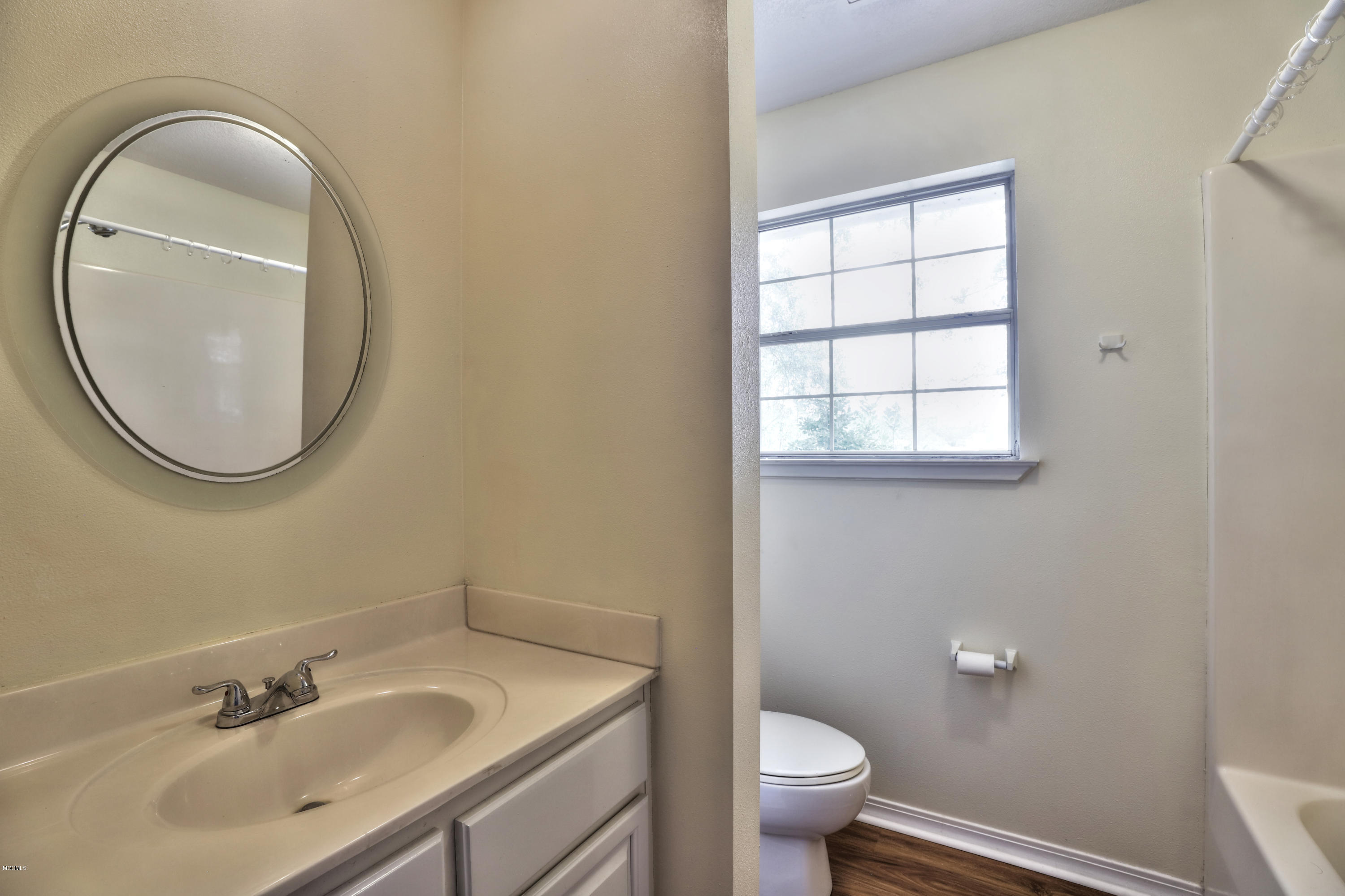 18400 Lake Ridge Drive Saucier, MS 39574 - Photo 30 of 36 Spare Bathroom P