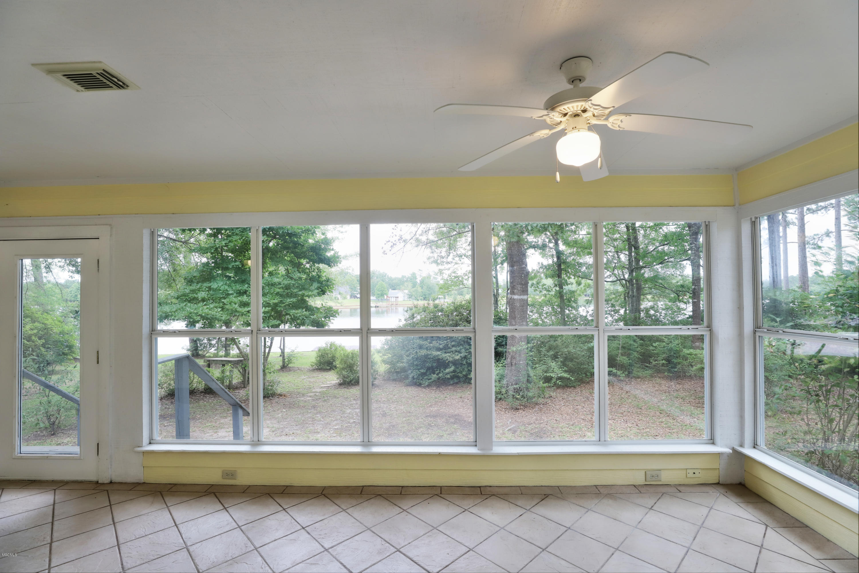 18400 Lake Ridge Drive Saucier, MS 39574 - Photo 31 of 36 A Sunroom P