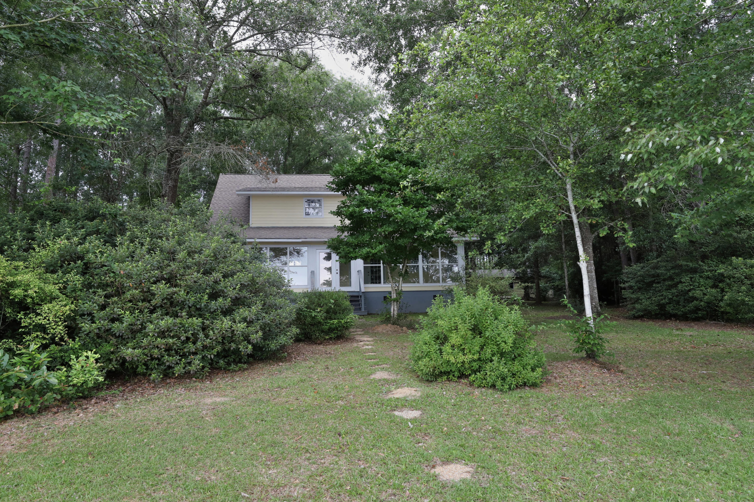 18400 Lake Ridge Drive Saucier, MS 39574 - Photo 7 of 36 Back
