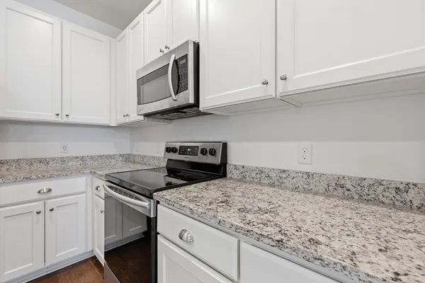 $2,500 | 195 Woodward Road, Goose Creek, SC 29445
