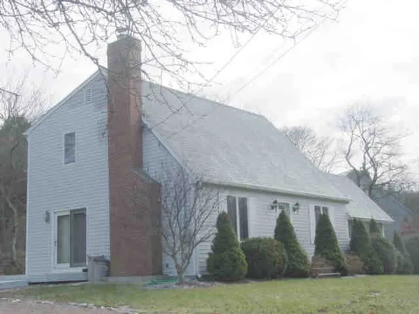 $1,800 | 630 Green Hill Beach Road, South Kingstown, RI 02879