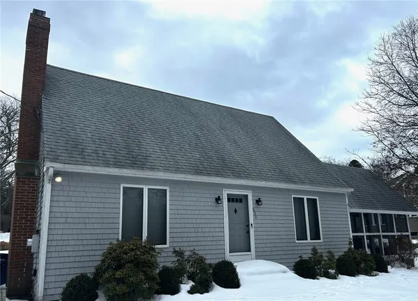 $1,800 | 630 Green Hill Beach Road, South Kingstown, RI 02879