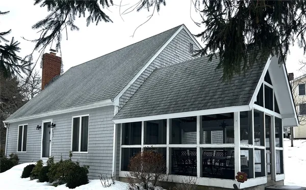 $1,800 | 630 Green Hill Beach Road, South Kingstown, RI 02879