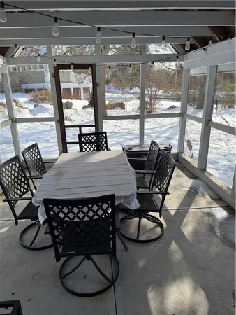 $1,800 | 630 Green Hill Beach Road, South Kingstown, RI 02879