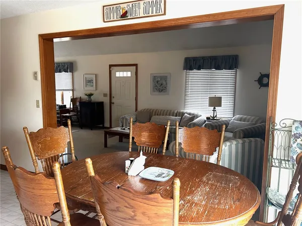 $1,800 | 630 Green Hill Beach Road, South Kingstown, RI 02879