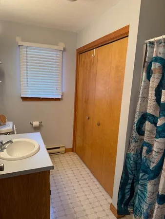 $1,800 | 630 Green Hill Beach Road, South Kingstown, RI 02879