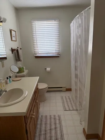 $1,800 | 630 Green Hill Beach Road, South Kingstown, RI 02879