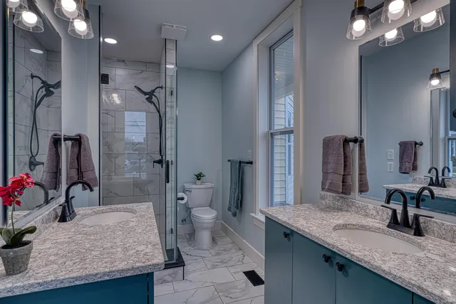 $310,000 | 206 West Gibson Street, Haubstadt, IN 47639