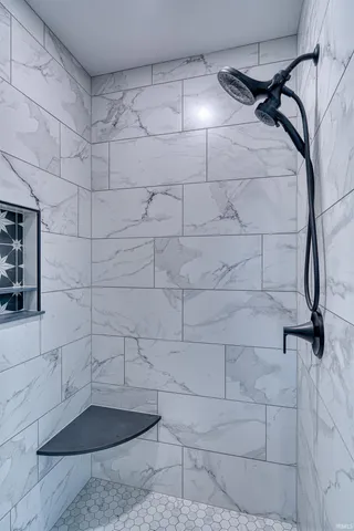 $310,000 | 206 West Gibson Street, Haubstadt, IN 47639