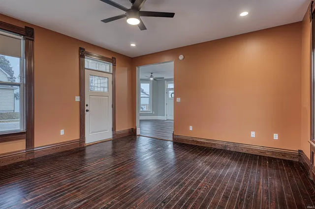 $310,000 | 206 West Gibson Street, Haubstadt, IN 47639