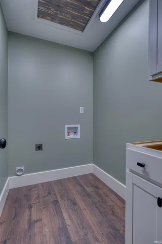 $310,000 | 206 West Gibson Street, Haubstadt, IN 47639