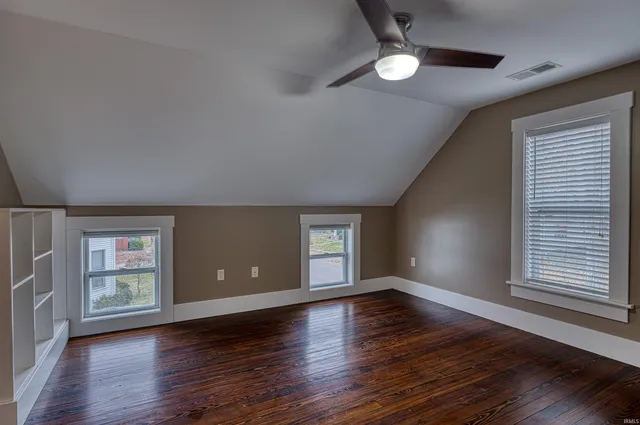 $310,000 | 206 West Gibson Street, Haubstadt, IN 47639