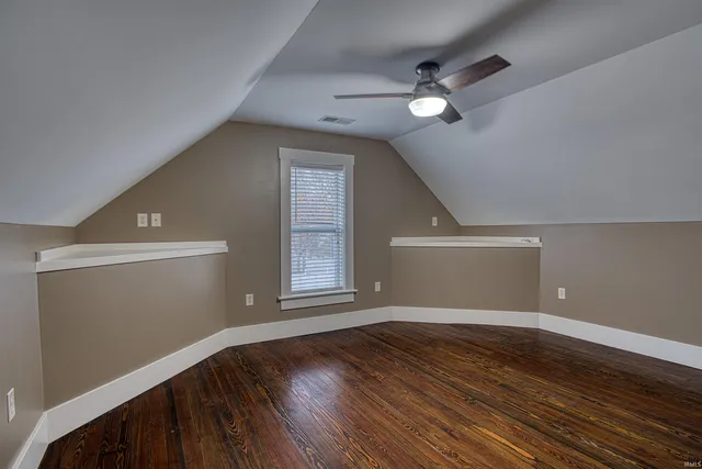 $310,000 | 206 West Gibson Street, Haubstadt, IN 47639