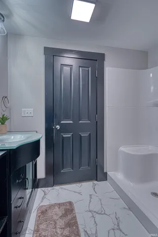 $310,000 | 206 West Gibson Street, Haubstadt, IN 47639