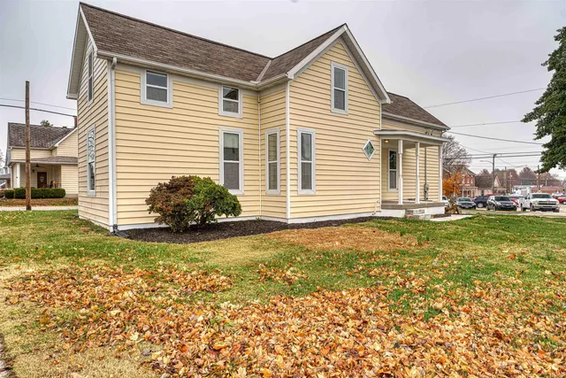 $310,000 | 206 West Gibson Street, Haubstadt, IN 47639
