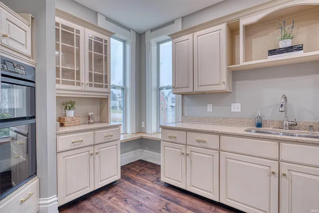 $310,000 | 206 West Gibson Street, Haubstadt, IN 47639