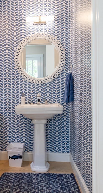 49 Pine Street Nantucket, MA 02554 - Photo 12 of 41