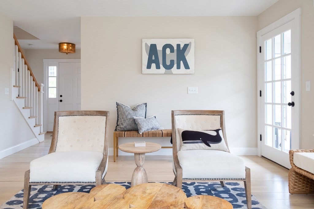 49 Pine Street Nantucket, MA 02554 - Photo 17 of 41