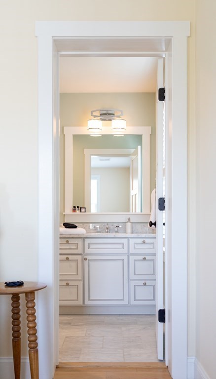 49 Pine Street Nantucket, MA 02554 - Photo 29 of 41