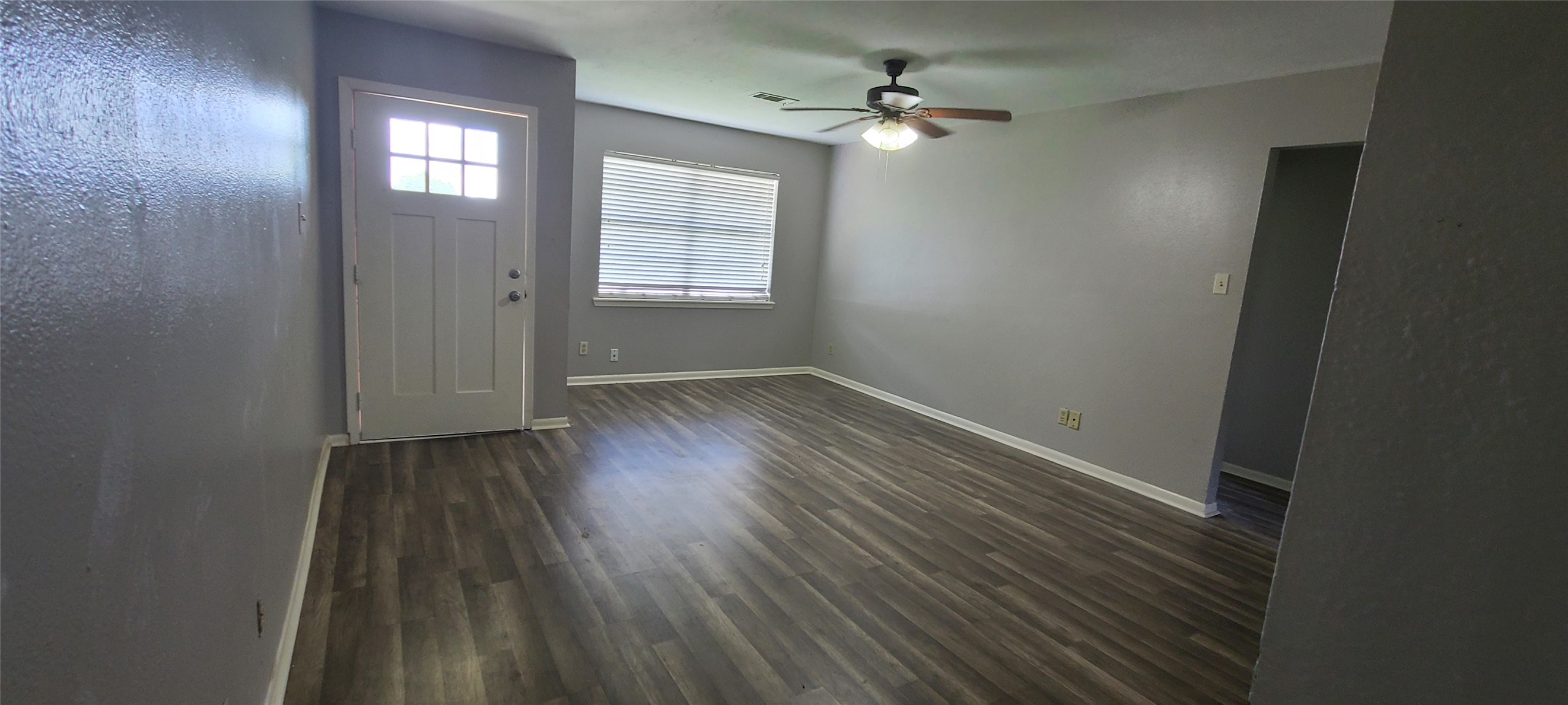 17415-17417 Fir Road Alvin, TX 77511 - Photo 5 of 13 LIVING ROOM