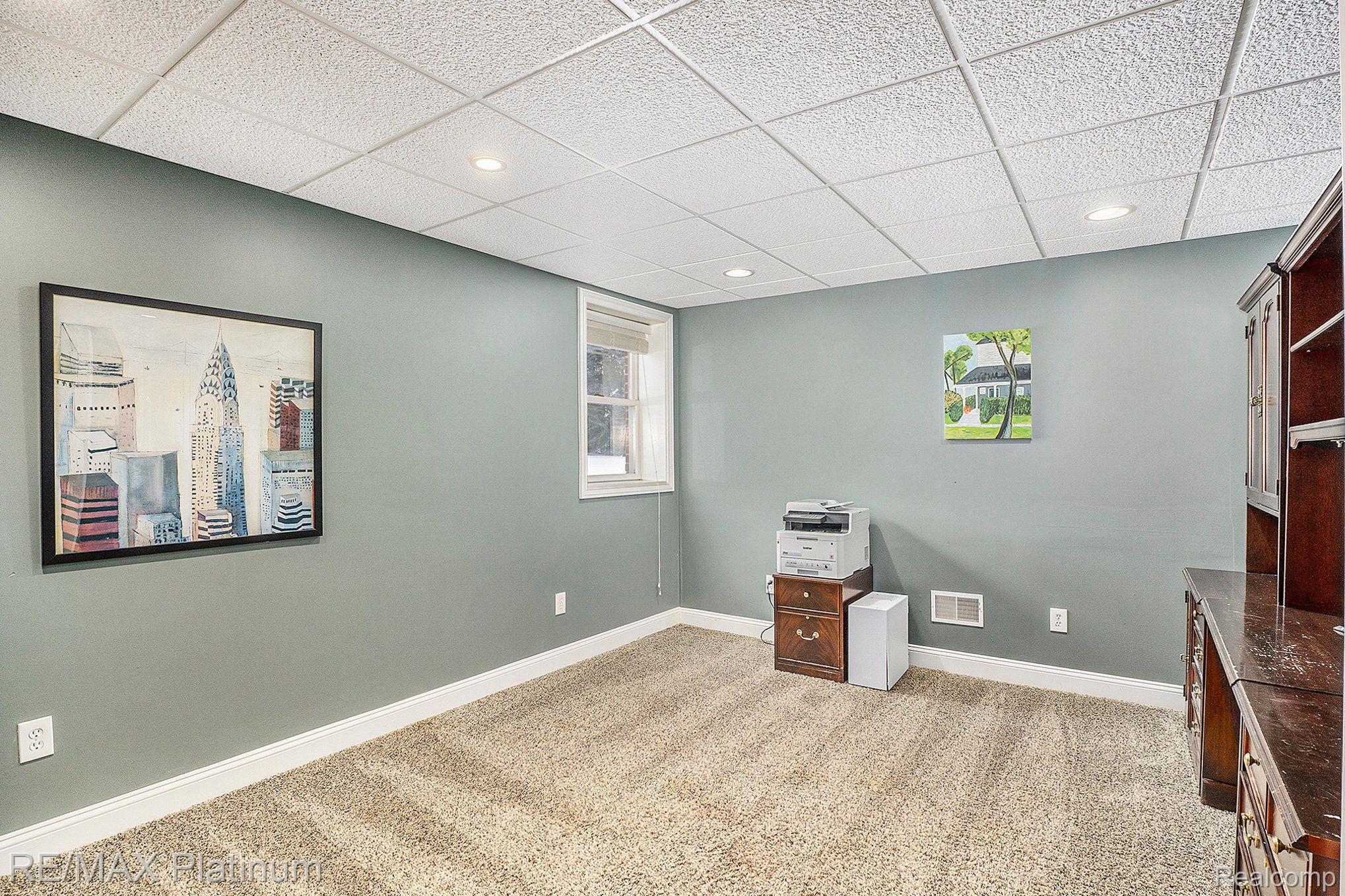 1112 Thorn Ridge Drive Howell, MI 48843 - Photo 19 of 30 Lower Level Office (Flex Room)