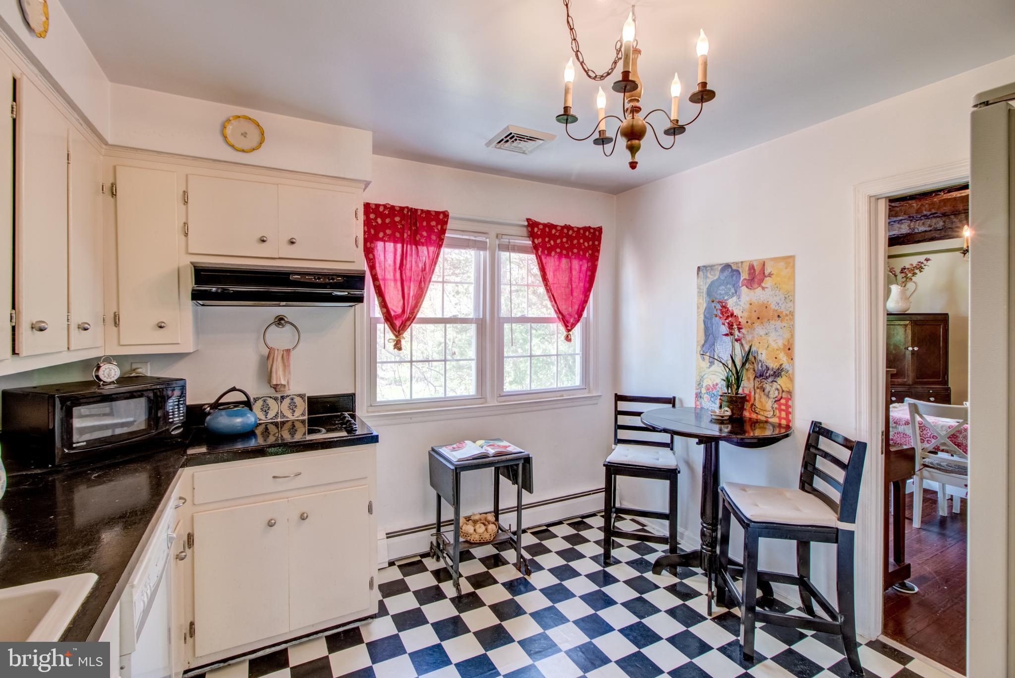 39 Poor Farm Road Pennington, NJ 08534 - Photo 17 of 39