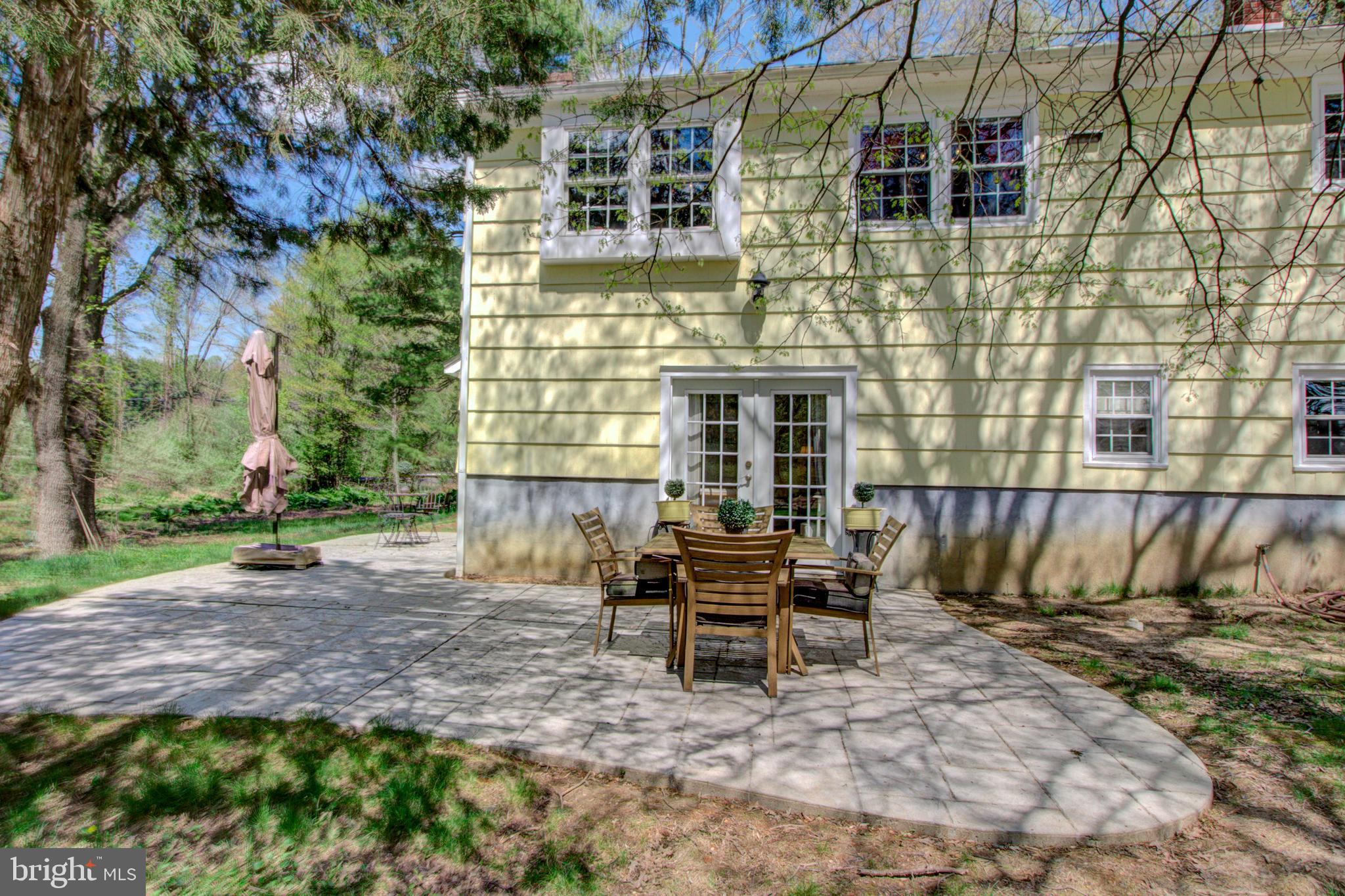 39 Poor Farm Road Pennington, NJ 08534 - Photo 3 of 39