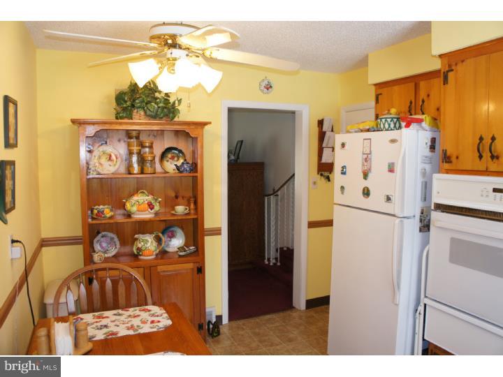 505 Wesley Road Springfield, PA 19064 - Photo 9 of 25 Kitchen